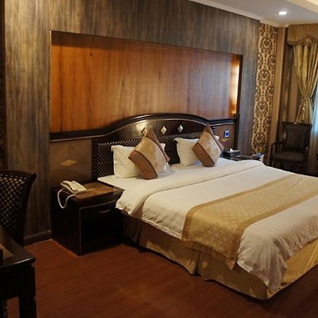 Interpark Hotel اولونجابو المظهر الخارجي الصورة
