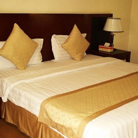 Interpark Hotel اولونجابو المظهر الخارجي الصورة