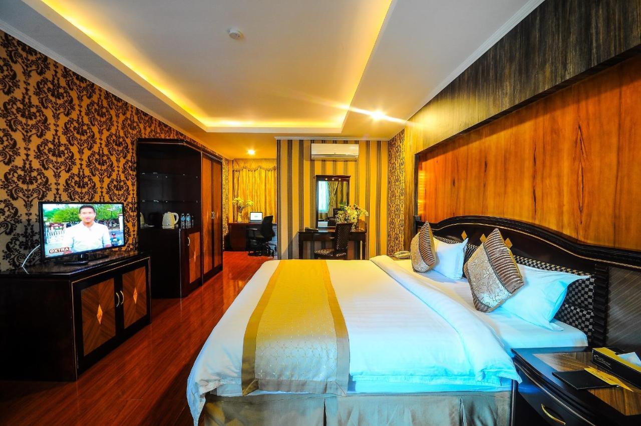 Interpark Hotel اولونجابو المظهر الخارجي الصورة