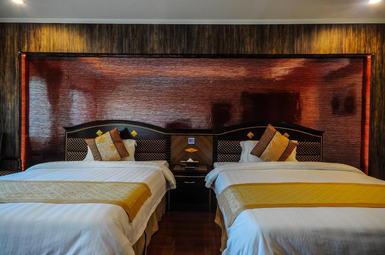 Interpark Hotel اولونجابو المظهر الخارجي الصورة